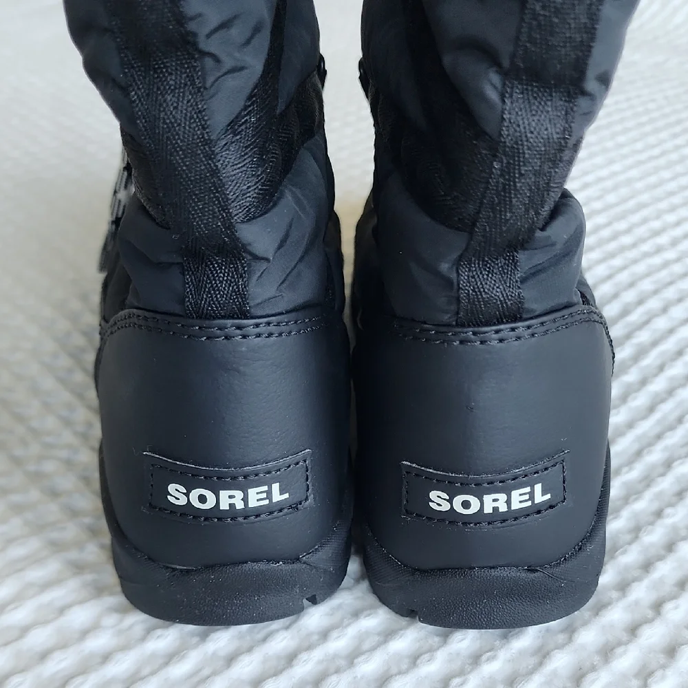 Sorel Women's Black Snow Boot with Faux Fur Trim - Picture 7 of 8